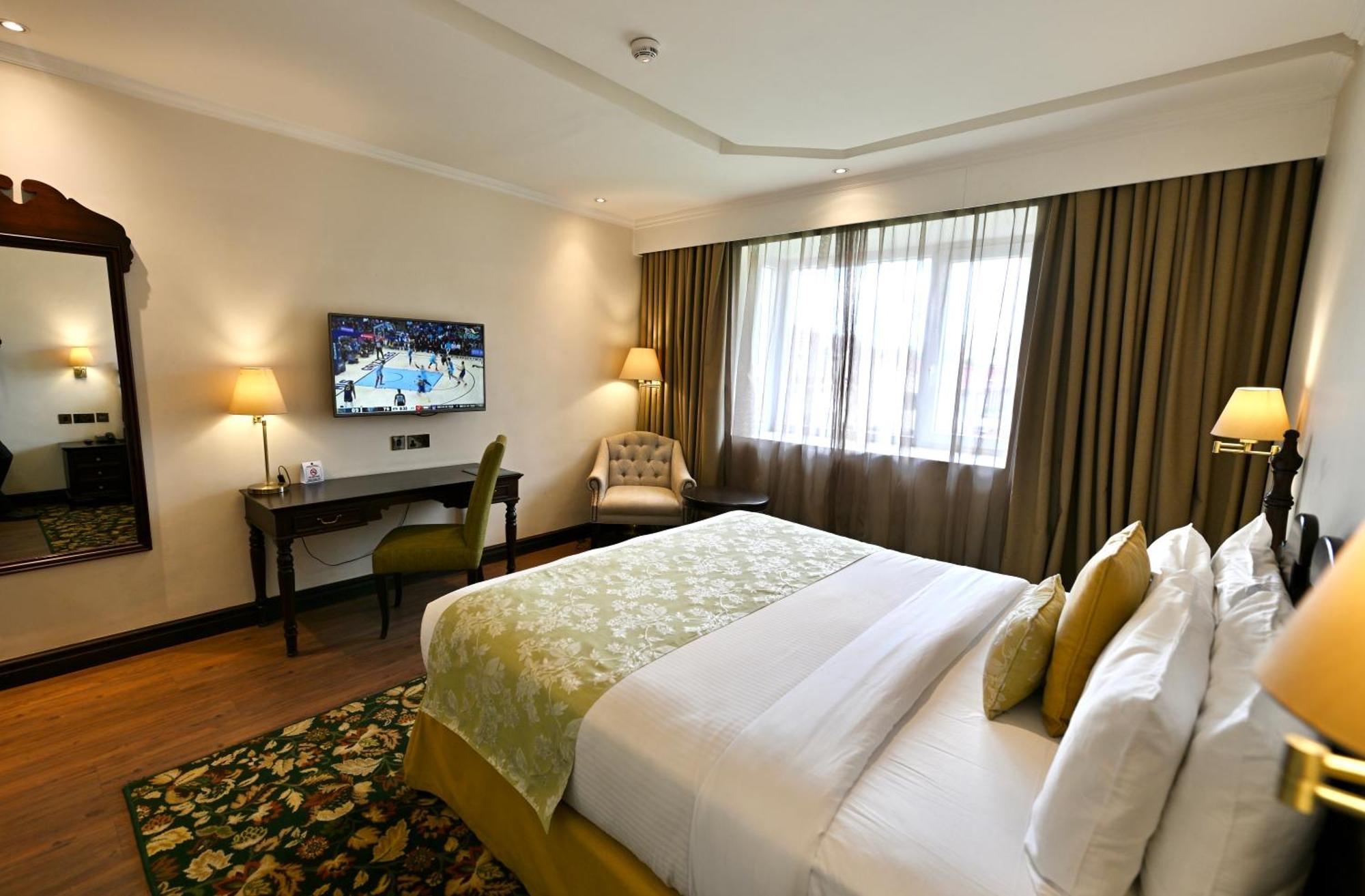 Midland Hotel Nakuru Exteriér fotografie